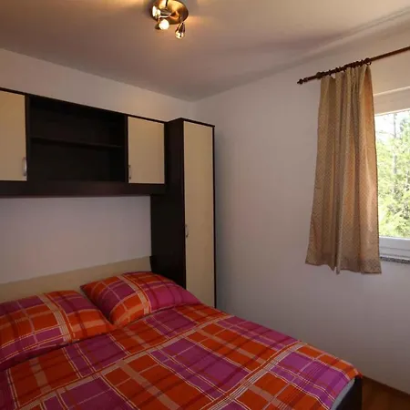 In - Insel Krk 13430 سيلو