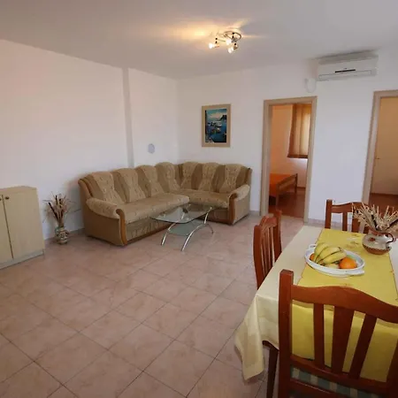 In Silo/insel Krk 13430 Apartment Šilo