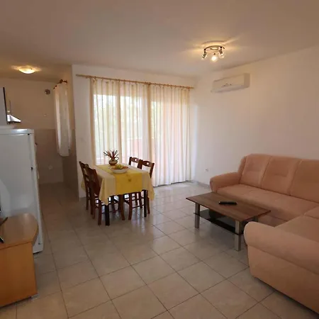 In Silo/insel Krk 13430 Apartment *