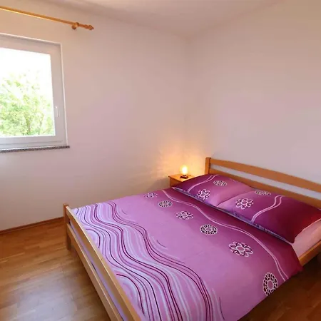 In - Insel Krk 13430 * سيلو