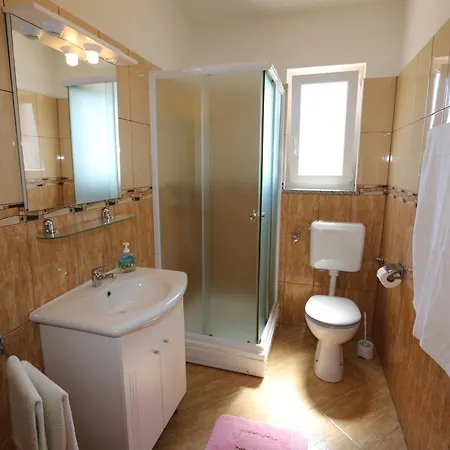 In Silo/insel Krk 13430 Apartament